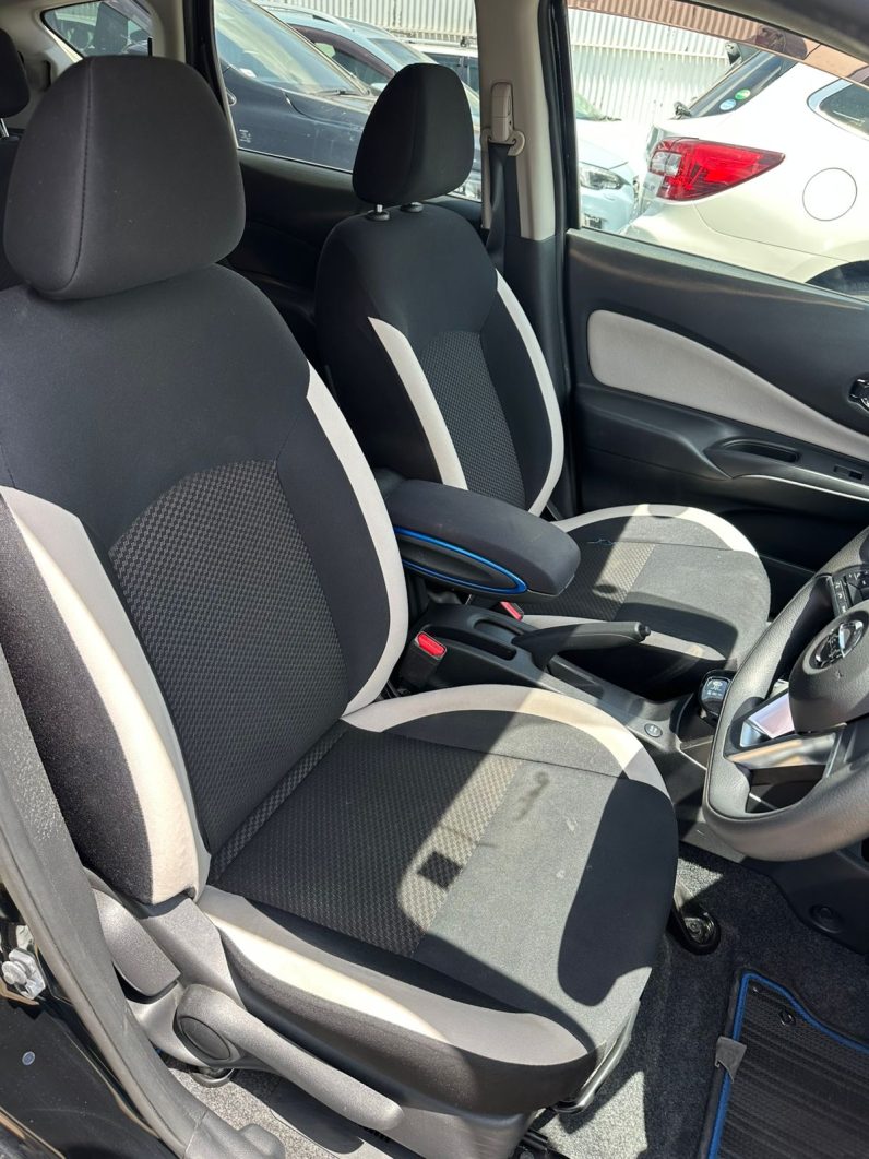 
								Nissan Note E-Power full									