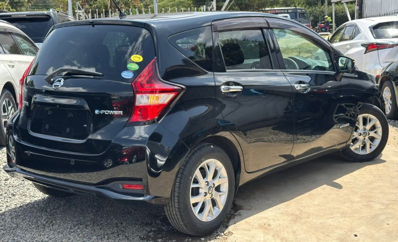 
								Nissan Note E-Power full									