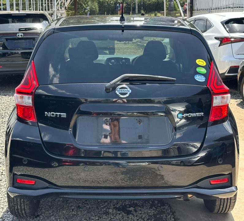 
								Nissan Note E-Power full									