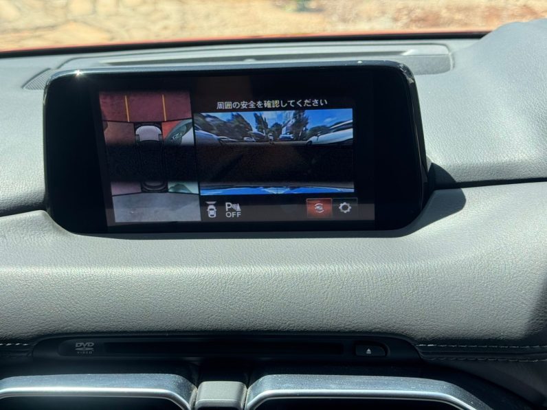 
								Mazda CX-5 full									