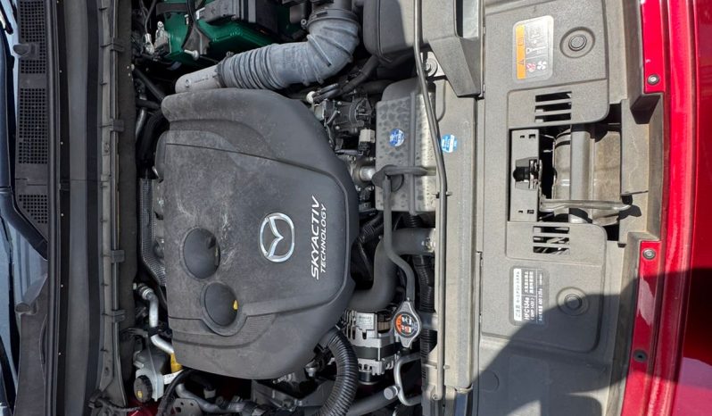 
								Mazda CX-5 full									