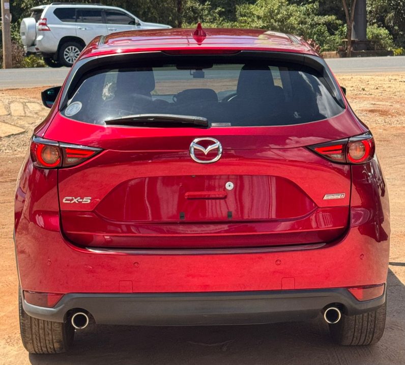 
								Mazda CX-5 full									