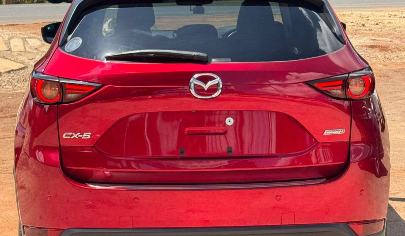 
								Mazda CX-5 full									