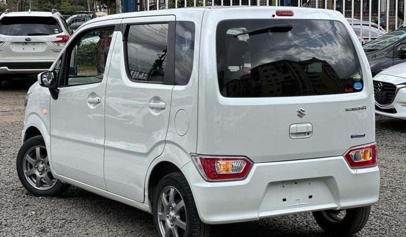 
								Suzuki Wagon R full									