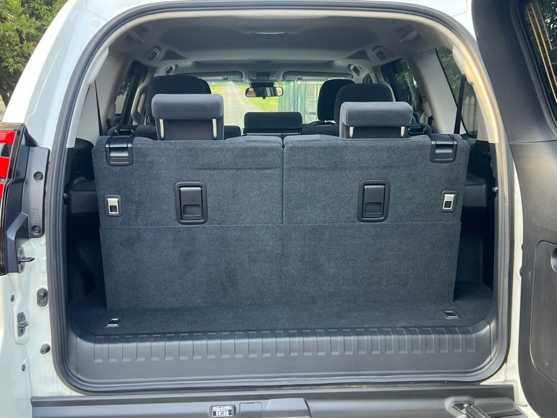 
								Toyota Landcruiser Prado TX full									