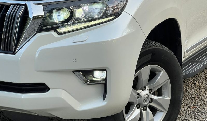 
								Toyota Landcruiser Prado TX full									