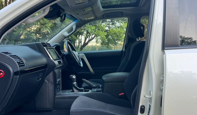 
								Toyota Landcruiser Prado TX full									