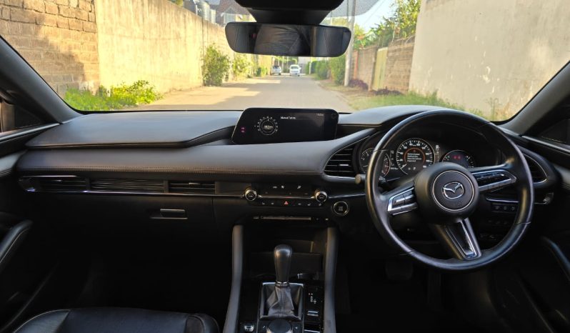 
								Mazda 3 full									