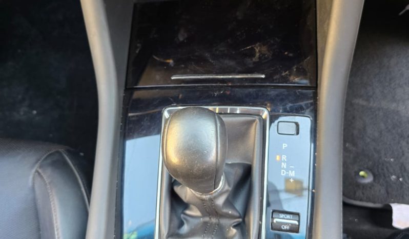 
								Mazda 3 full									