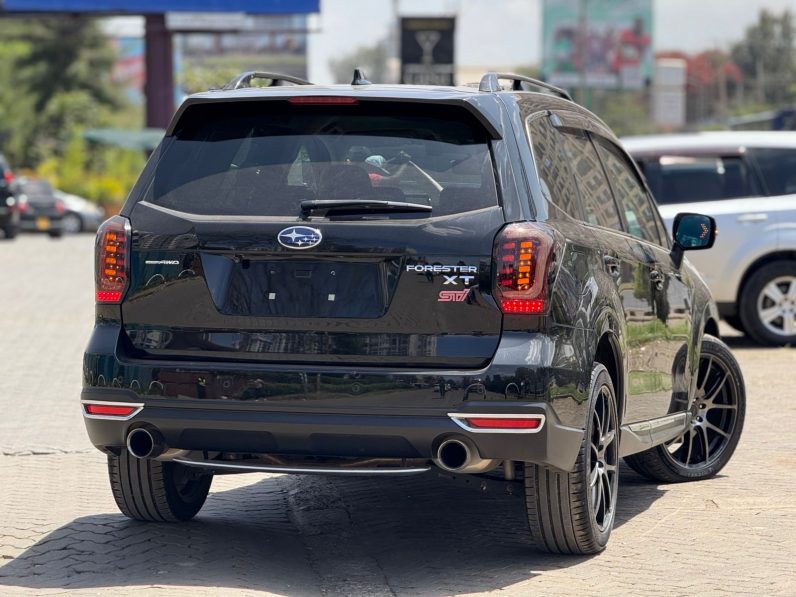 
								Subaru Forester XT full									