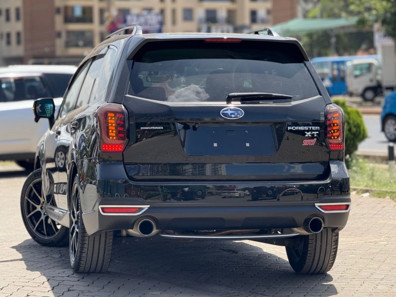 
								Subaru Forester XT full									