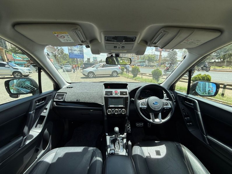 
								Subaru Forester XT full									