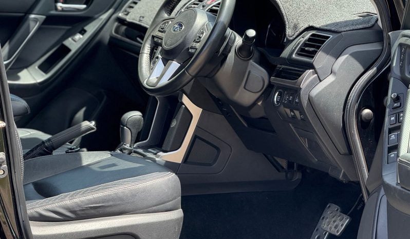 
								Subaru Forester XT full									