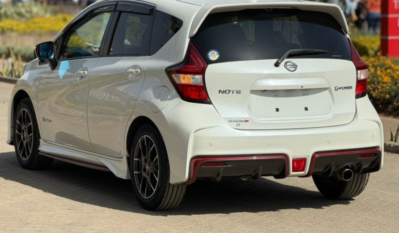 
								Nissan Note Nismo E-Power full									