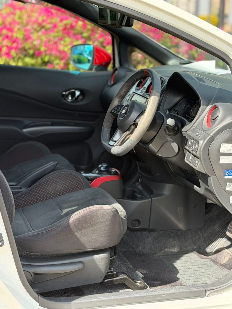 
								Nissan Note Nismo E-Power full									