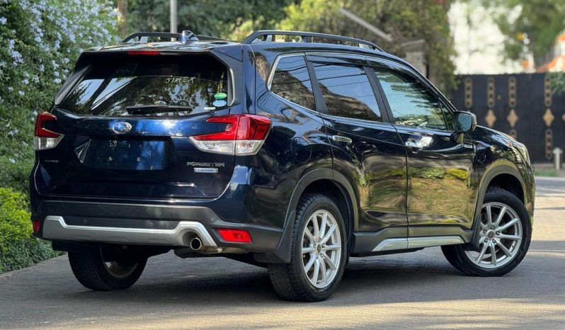 
								Subaru Forester e-Boxer full									