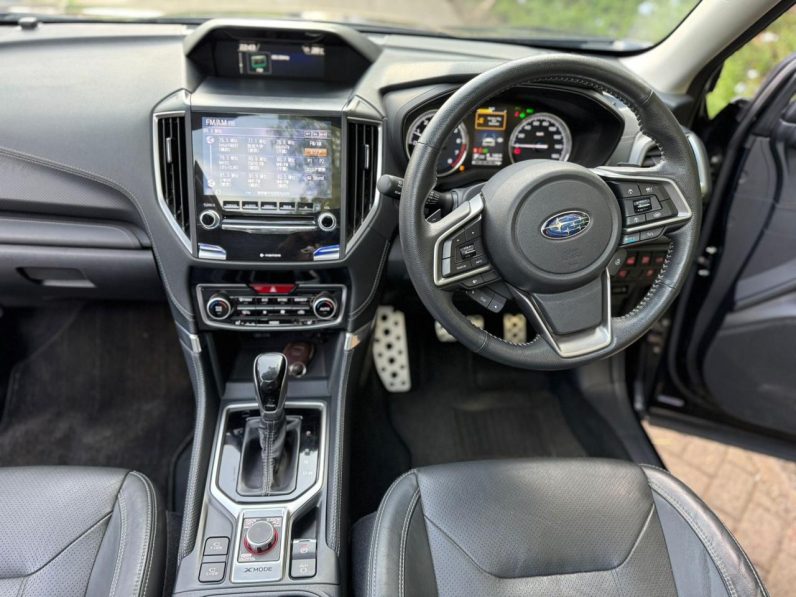 
								Subaru Forester e-Boxer full									