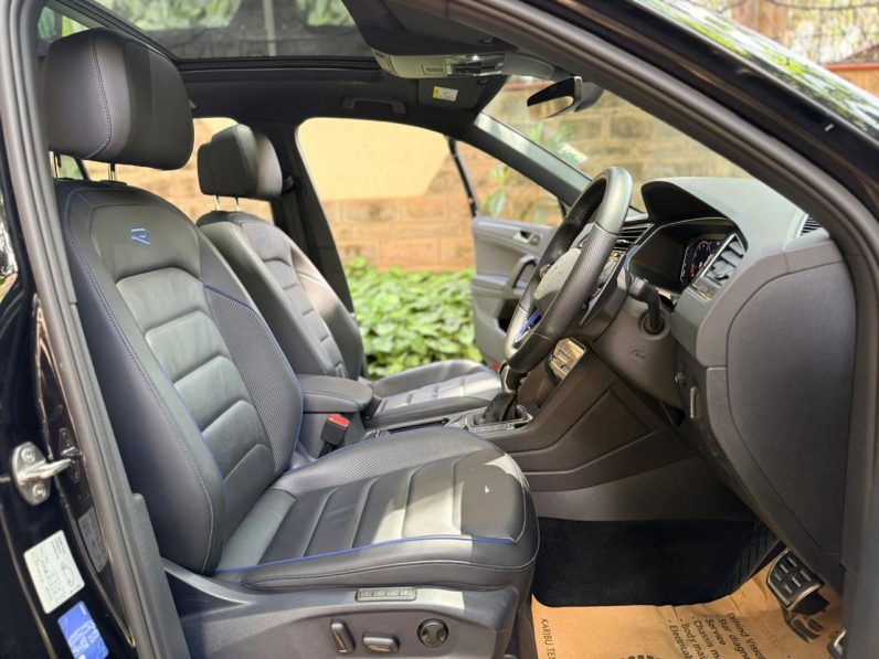 
								Volkswagen Tiquan R full									