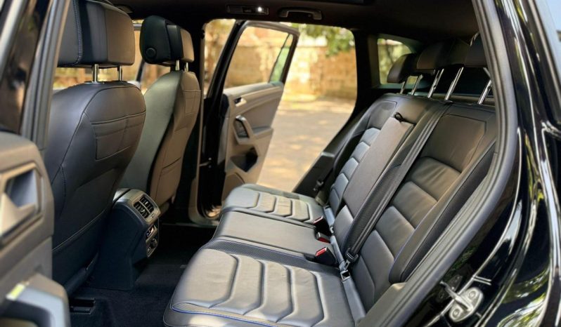 
								Volkswagen Tiquan R full									