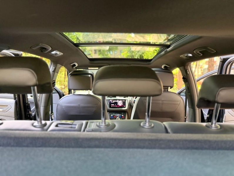 
								Volkswagen Tiquan R full									