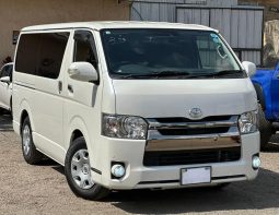 Toyota Hiace Super GL