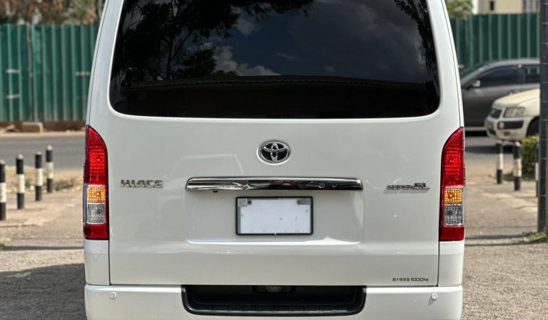 
								Toyota Hiace Super GL full									