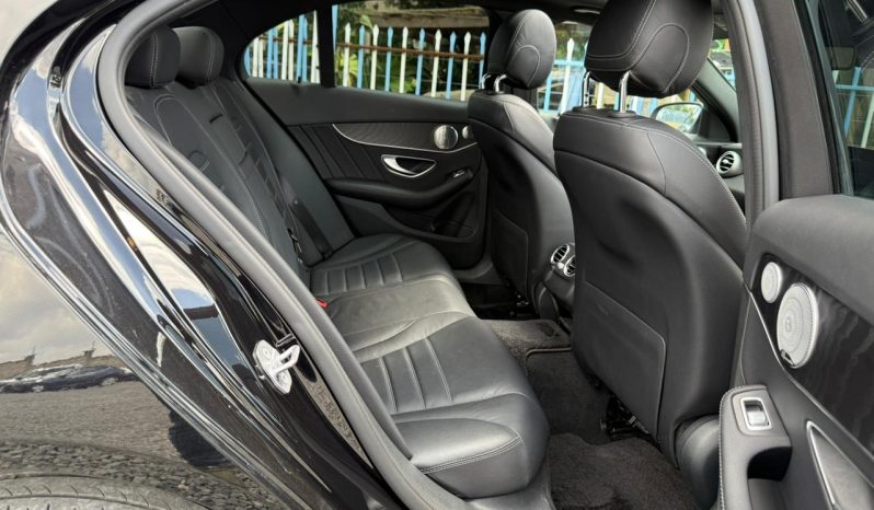 
								Mercedes Benz C200 full									