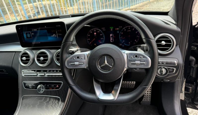 
								Mercedes Benz C200 full									