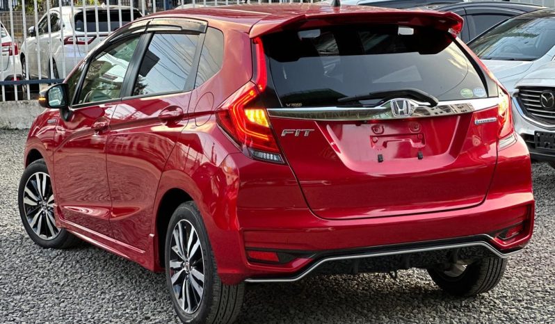 
								Honda Fit RS full									