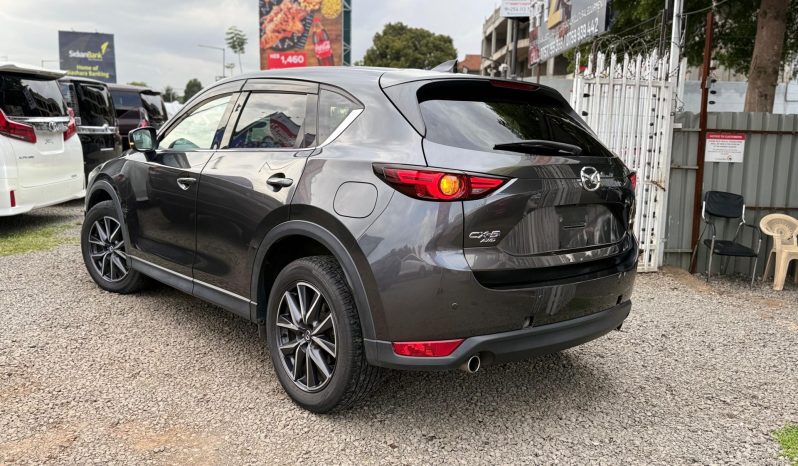 
								Mazda CX-5 full									