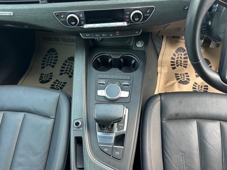 
								Audi A4 Quattro Station Wagon full									