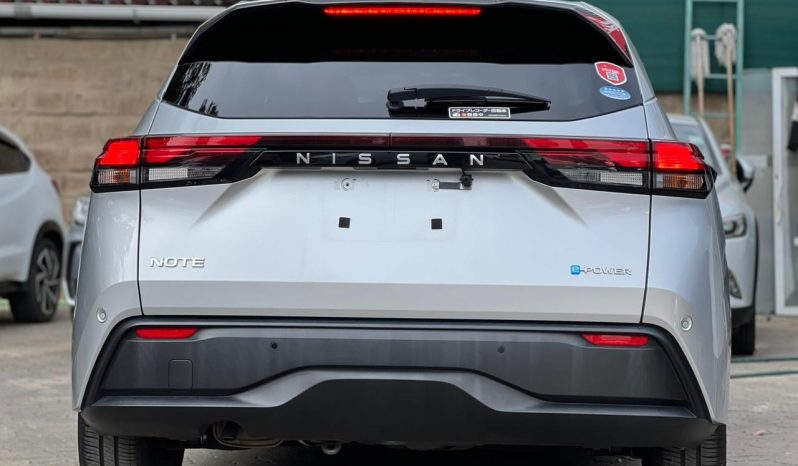 
								Nissan Note E13 full									