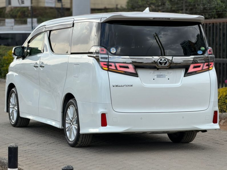 
								Toyota Vellfire full									