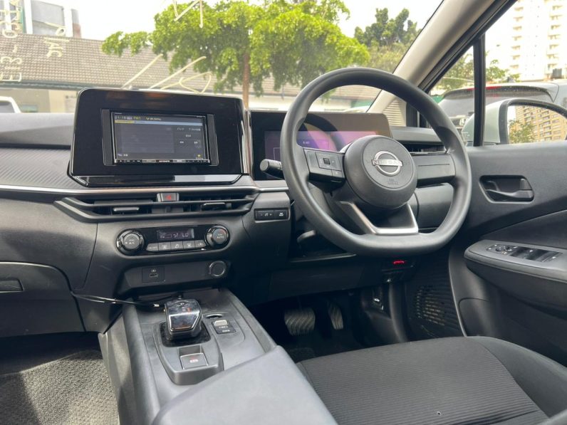 
								Nissan Note E13 full									