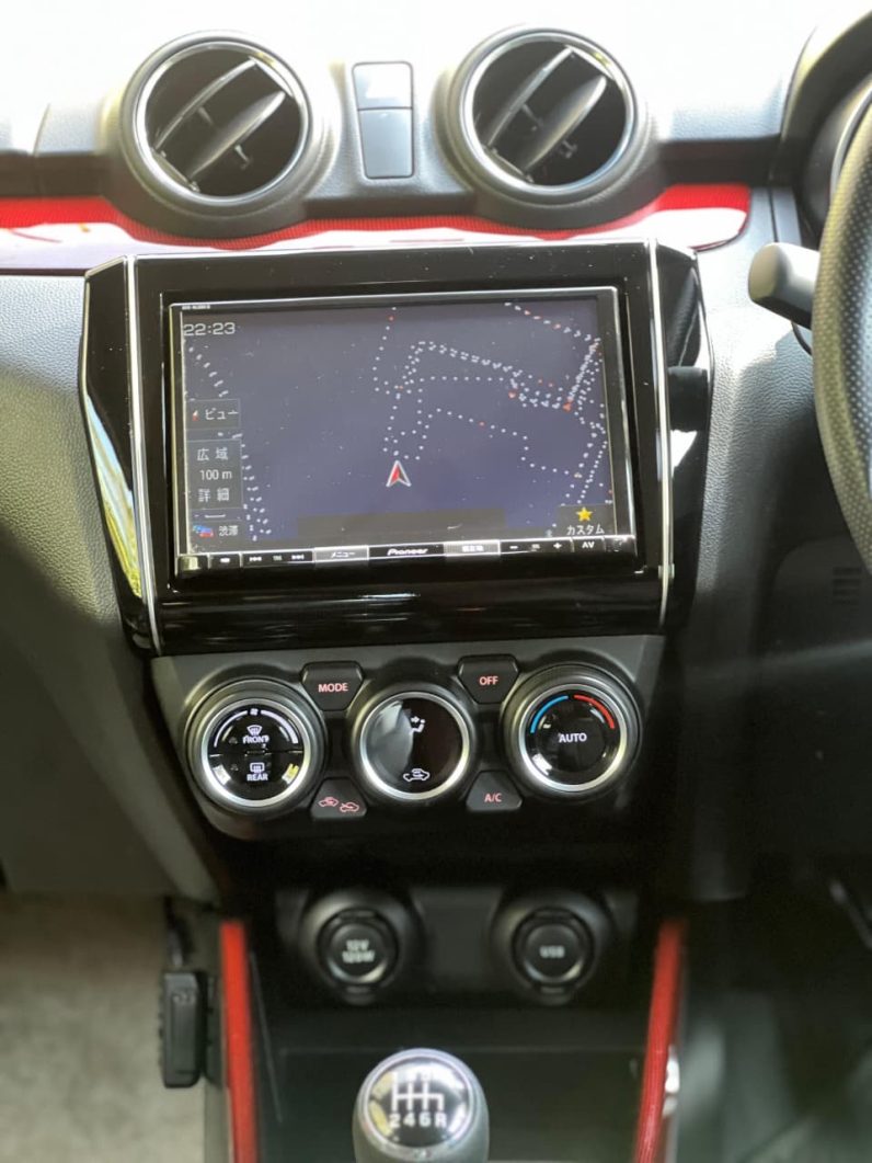 
								Suzuki Swift Sport full									