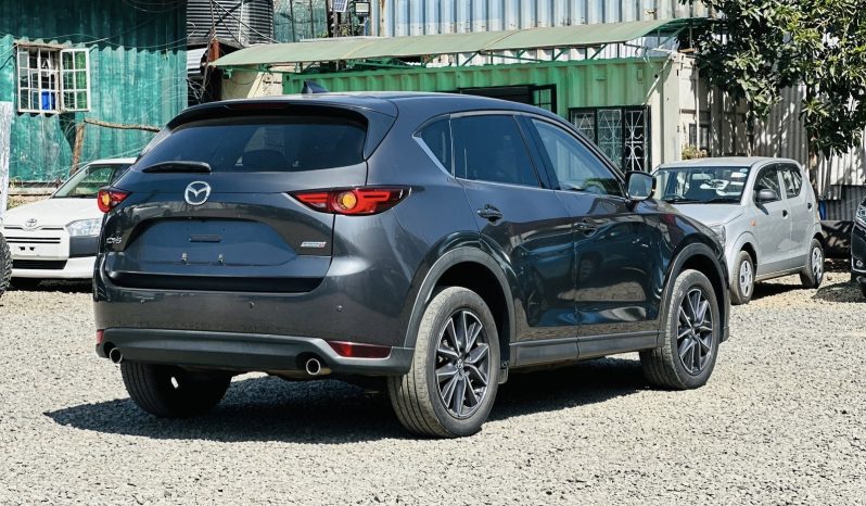 
								Mazda CX-5 full									