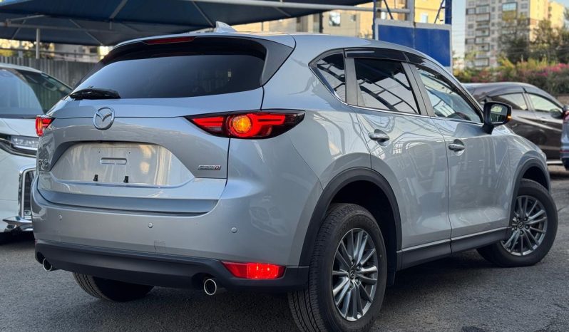 
								Mazda CX-5 full									