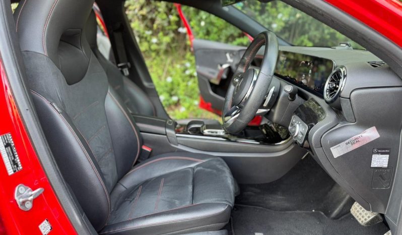 
								Mercedes Benz A180 full									