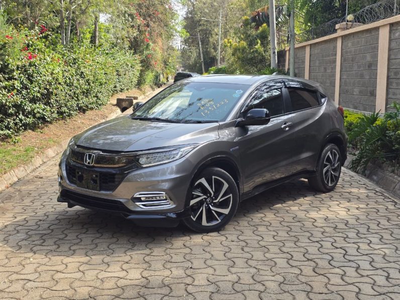 
								Honda Vezel RS full									