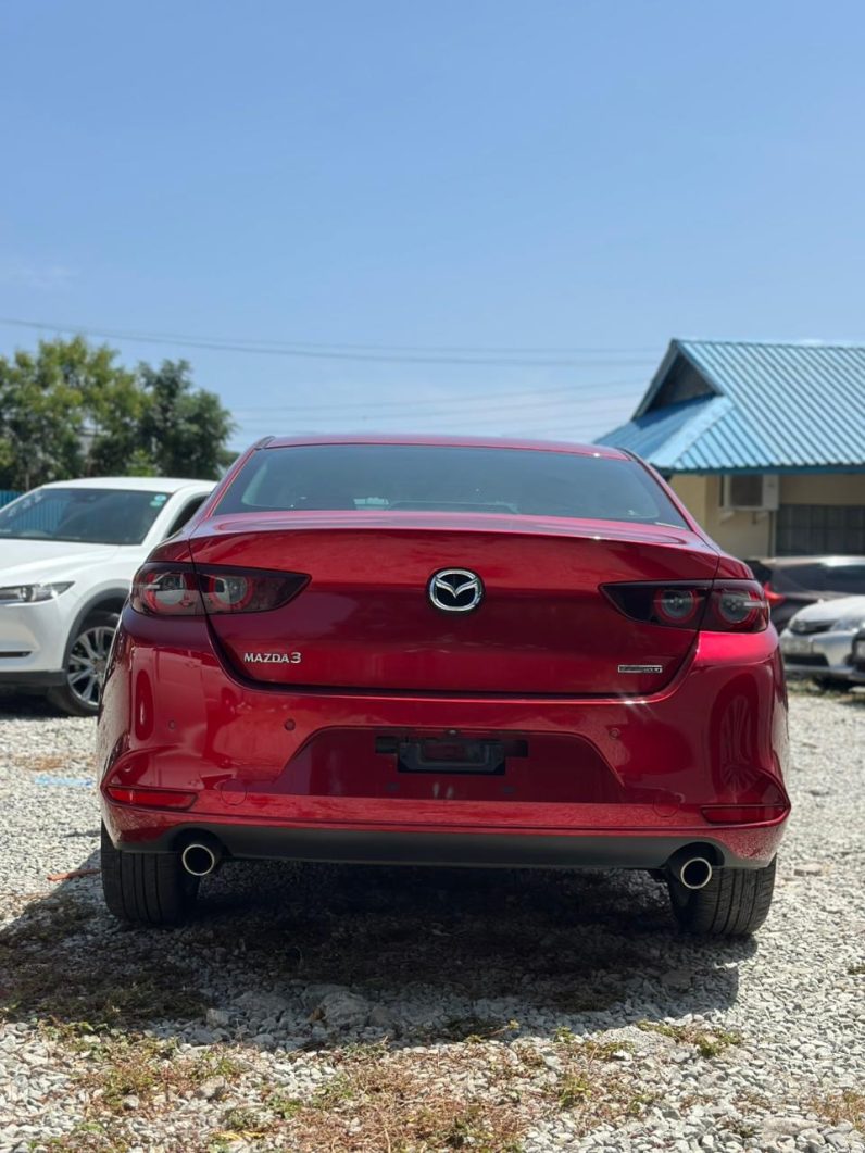 
								Mazda 3 full									