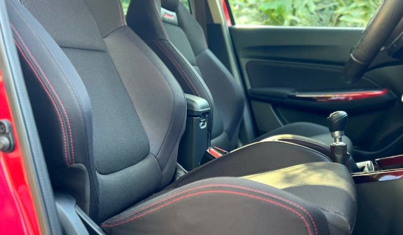 
								Suzuki Swift Sport full									