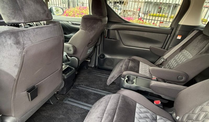 
								Toyota Vellfire full									