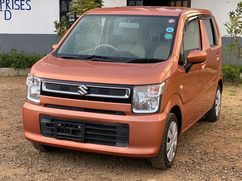 
								Suzuki Wagon R full									