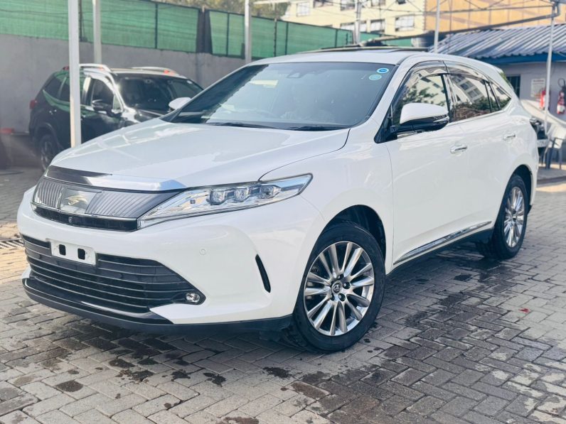 
								Toyota Harrier full									