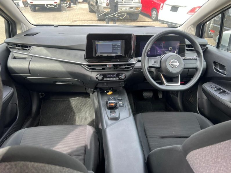 
								Nissan Note E13 full									