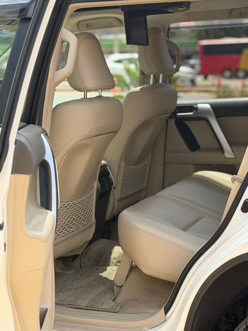 
								Toyota Prado Txl full									