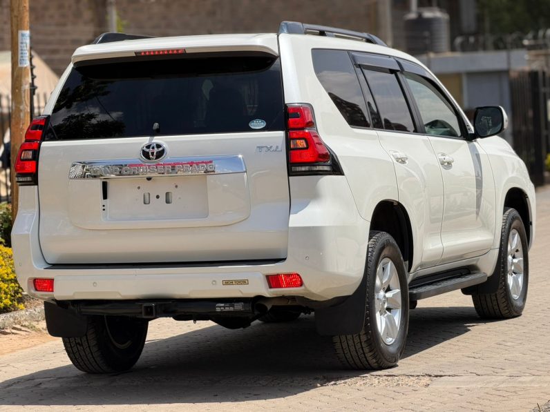 
								Toyota Prado Txl full									