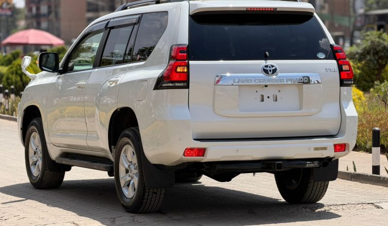 
								Toyota Prado Txl full									