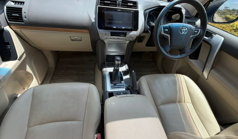 
								Toyota Prado Txl full									