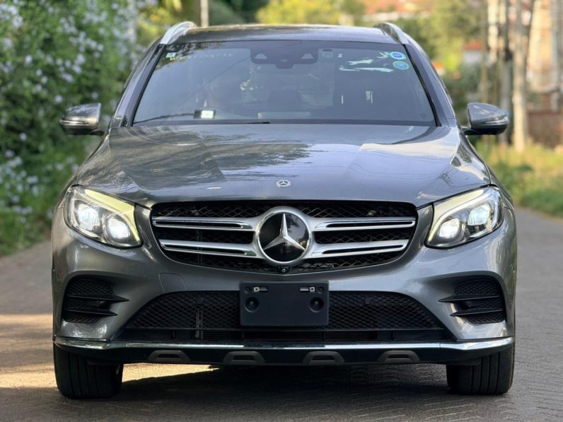 
								Mercedes Benz GLC 250 full									